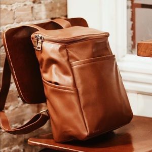 ✨AZARIA back pack / baby bag✨